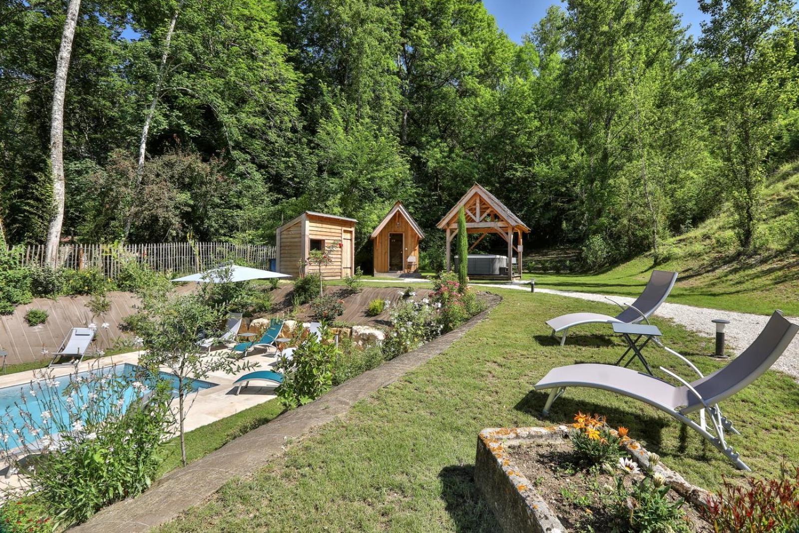 Boutique-Hotel Restaurant L'Atelier D'Epicure Logis Castels Exterior foto